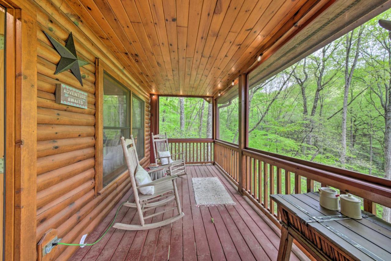 Peaceful Blue Ridge Cabin With Decks And Fire Pit Eksteriør billede